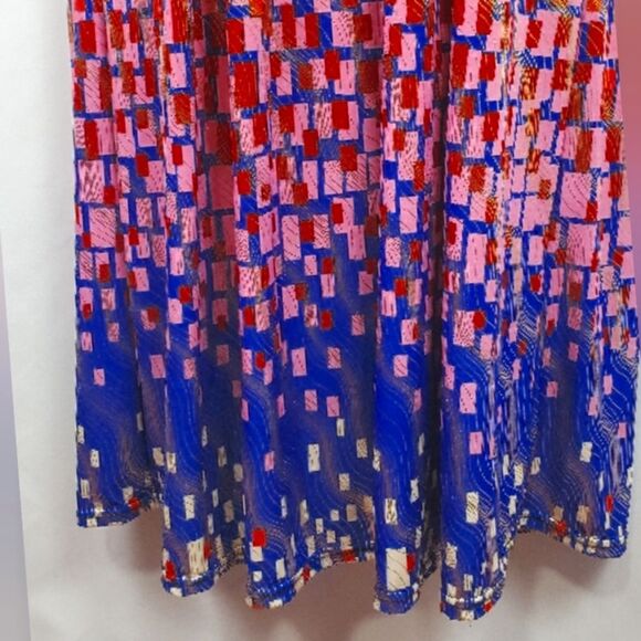 ACE Maxi DRESS - Picture 9 of 13